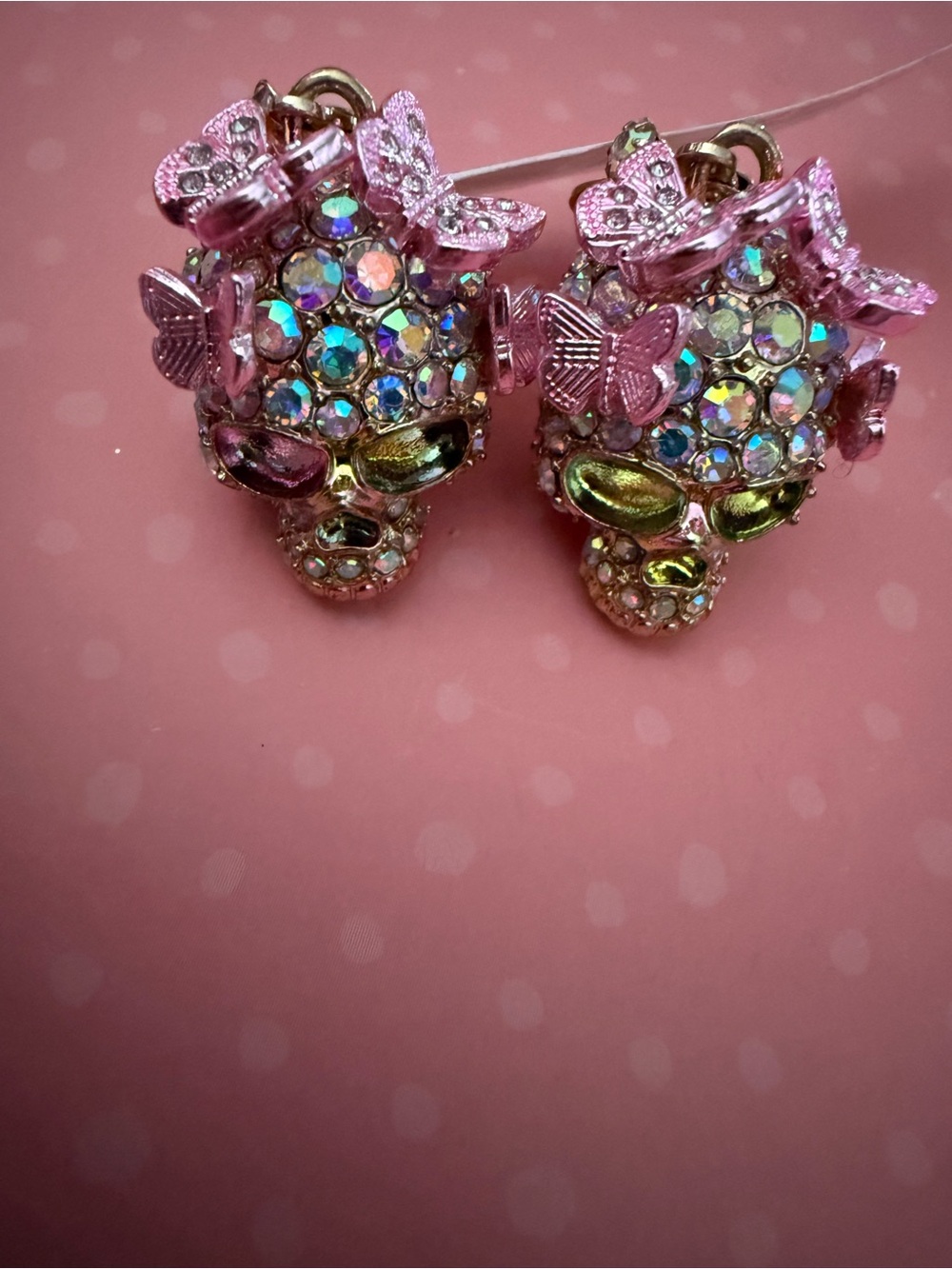 NWT Betsey Johnson Skull-shaped rhinestone earrings